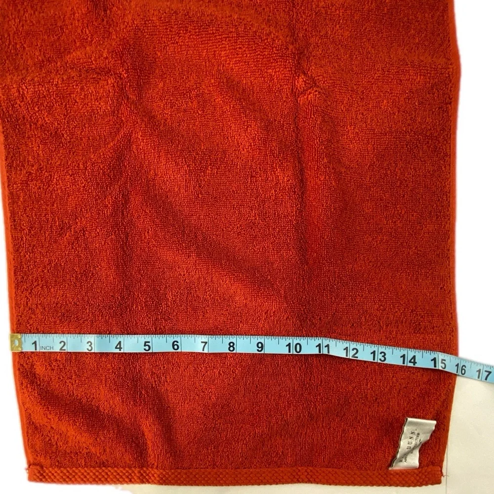 Nut House Hand towel by Rae Dumn NWOT